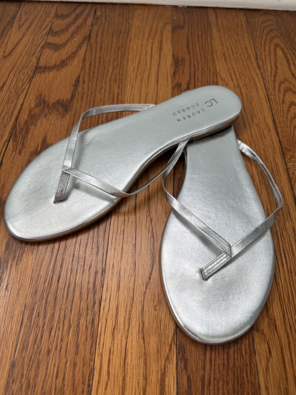 LC Lauren Conrad Metallic Silver Thin-Strap Flip Flop Sandals